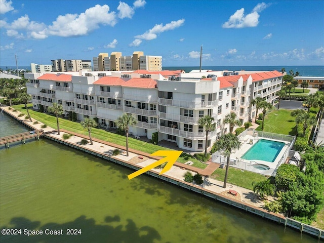 bird's eye view featuring a water view