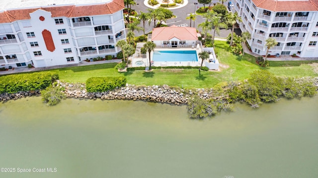 bird's eye view featuring a water view