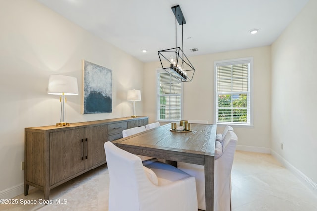 dining room featuring recessed lighting, visible vents, and baseboards