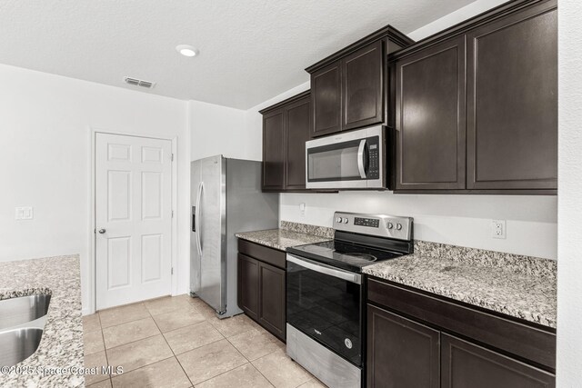 4667 Magenta Isles Dr, West Melbourne, FL 32904 - photo 7