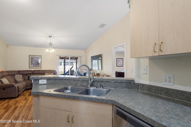 723 Pelican Ct, Poinciana, FL 34759 - photo 6