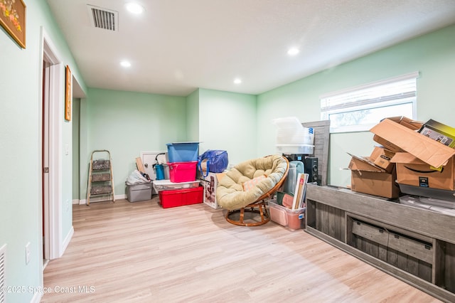 rec room featuring visible vents, wood finished floors, and recessed lighting