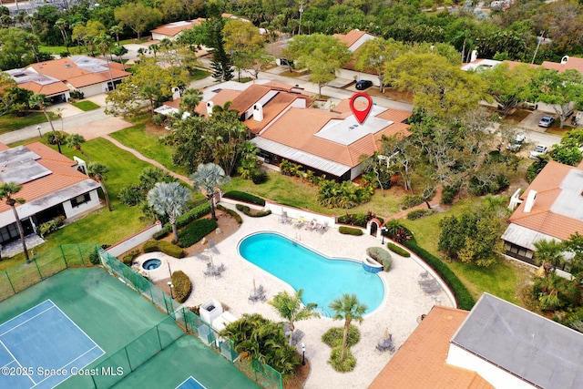 drone / aerial view with a residential view