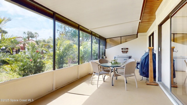 view of sunroom / solarium