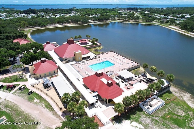 bird's eye view with a water view