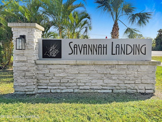 view of community / neighborhood sign