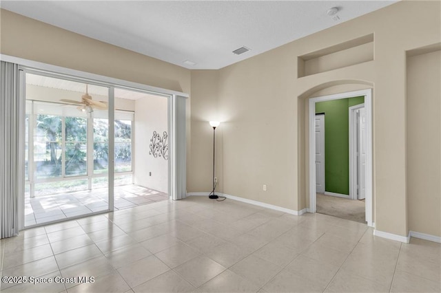 Listing photo 3 for 1303 Shoreline Cir, Sebastian FL 32958