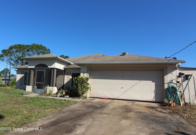 Listing photo 3 for 559 Halifax St SW, Palm Bay FL 32908