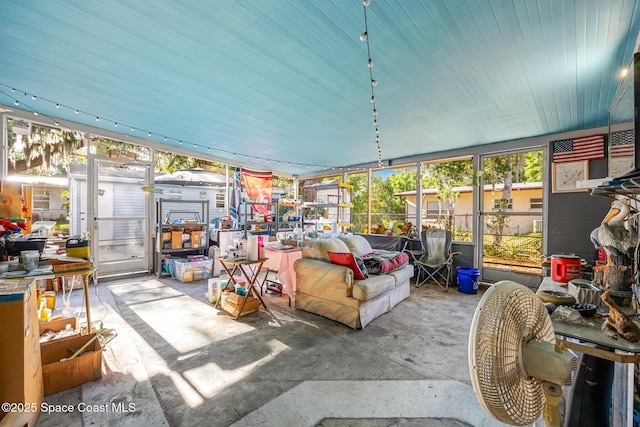 view of sunroom / solarium
