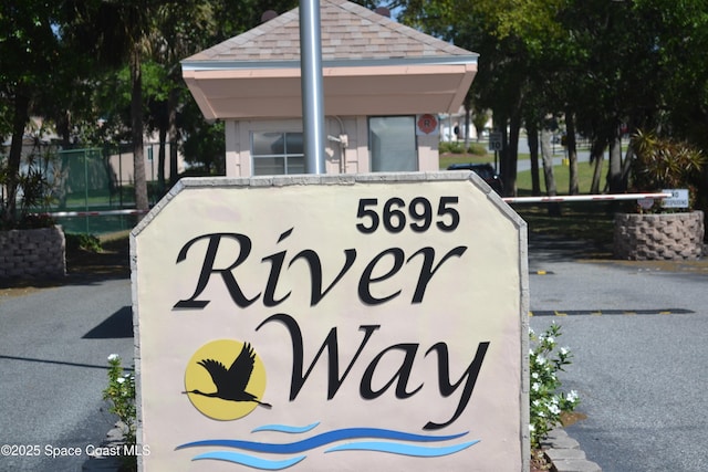 126 Plover Ln Unit 632, Rockledge, FL 32955 - view of community sign