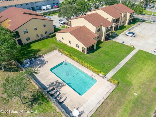 drone / aerial view featuring a residential view