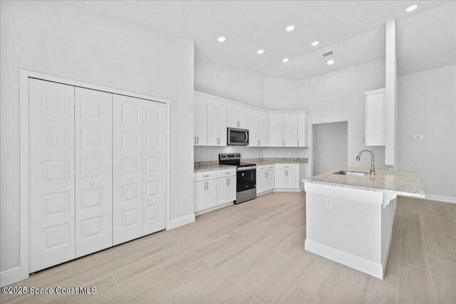2237 Iowa St NE, Melbourne, FL 32904 - photo 11