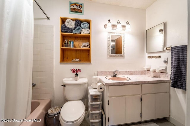 bathroom with shower / bath combo with shower curtain, toilet, and vanity