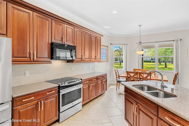 366 Gardendale Cir SE, Palm Bay, FL 32909 - kitchen featuring light tile patterned flooring, ornamental molding, stainless steel appliances, a sink, and backsplash