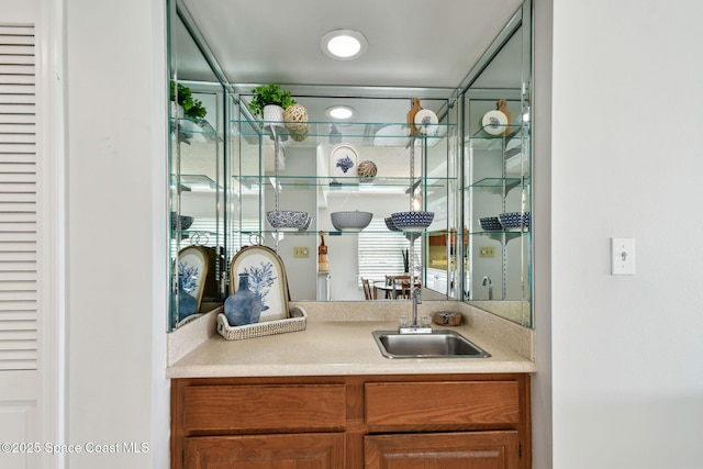 540 S Brevard Ave Unit 427, Cocoa Beach, FL 32931 - view of indoor wet bar