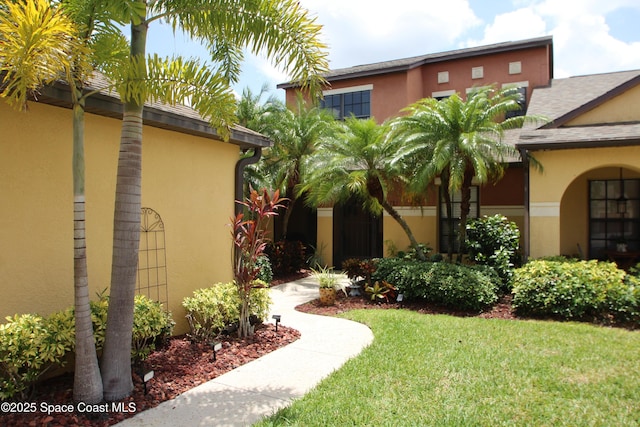 785 Luminary Cir Unit 103, Melbourne, FL 32901 - view of green lawn