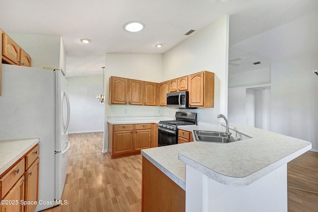 839 Danville Cir, Melbourne, FL 32904 - photo 16