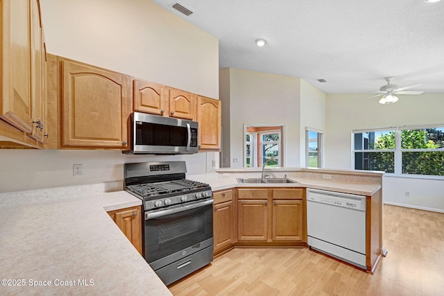 839 Danville Cir, Melbourne, FL 32904 - photo 15