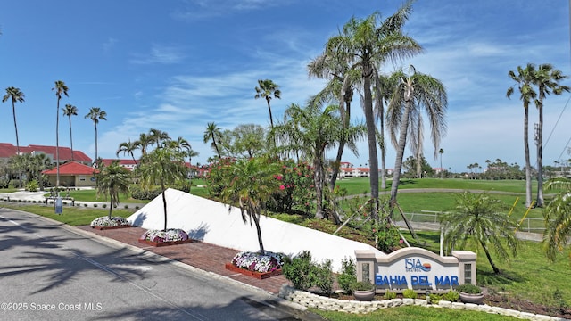 6365 Bahia Del Mar Blvd S Unit 210, Saint Petersburg, FL 33710 - view of road featuring curbs