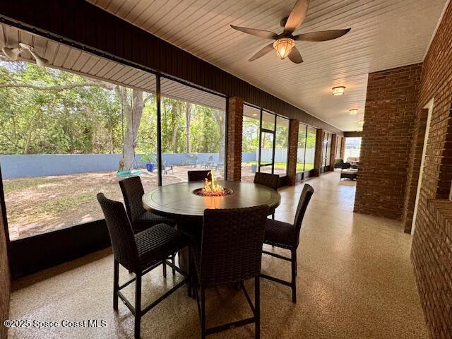 572 Lake Ashley Cir, Melbourne, FL 32904 - view of sunroom / solarium