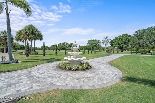 1253 Saint Andrews Dr, Rockledge, FL 32955 - surrounding community with a lawn