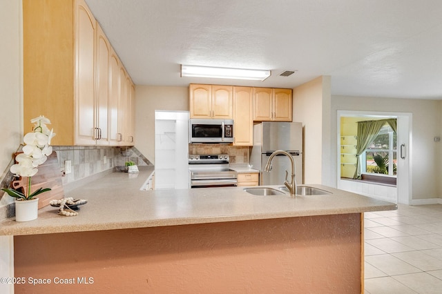 421 4th St, Merritt Island, FL 32953 - photo 9