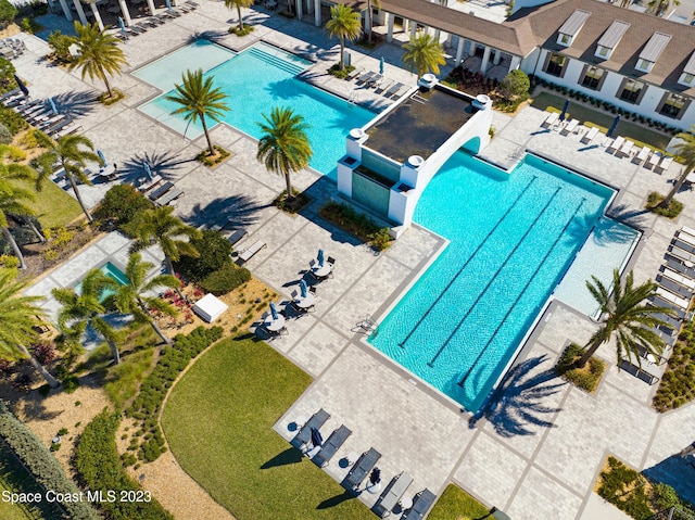 birds eye view of property
