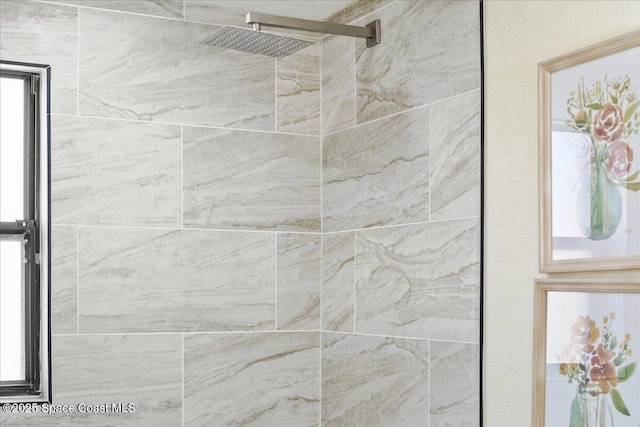 1800 Elmwood Dr, Melbourne, FL 32935 - room details with a tile shower