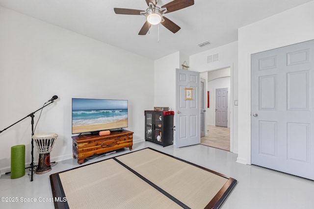 413 Catfish Pl, Cocoa, FL 32927 - bedroom with baseboards, ceiling fan, and visible vents