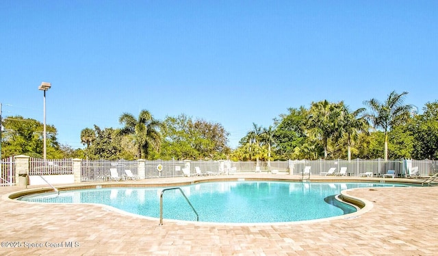 2544 Ventura Cir, Melbourne, FL 32904 - pool featuring fence and a patio