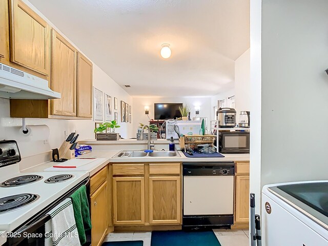 kitchen featuring a peninsula, electric range, under cabinet range hood, dishwasher, and a sink