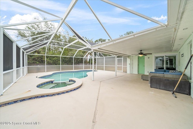 6280 Golfview Ave, Cocoa, FL 32927 - pool featuring a lanai, a ceiling fan, a patio, and an in ground hot tub