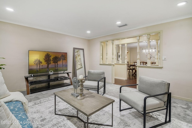 1501 Oranole Rd, Maitland, FL 32751 - living area featuring recessed lighting, crown molding, and baseboards