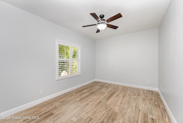 1534 Knoll Ridge Dr, Melbourne, FL 32940 - unfurnished room with light wood finished floors, baseboards, and ceiling fan