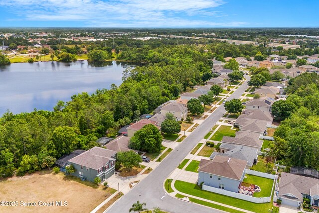 555 Carey Way, Orlando, FL 32825 - aerial perspective of suburban area featuring a nearby body of water
