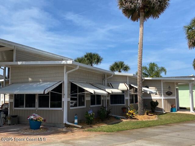 1895 Payne Stewart Dr Unit 195, Titusville, FL 32796 - photo 2