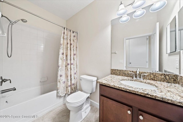 3624 Sansome Cir, Melbourne, FL 32940 - bathroom featuring toilet, shower / bathtub combination with curtain, vanity, and baseboards