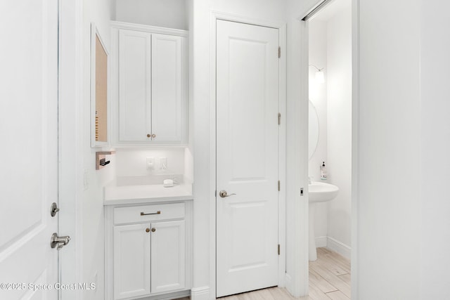 8048 Gullen Dr, Melbourne, FL 32940 - bathroom featuring baseboards