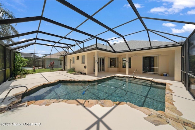 1019 Worthington Spring Dr, Melbourne, FL 32940 - swimming pool featuring a patio area and glass enclosure