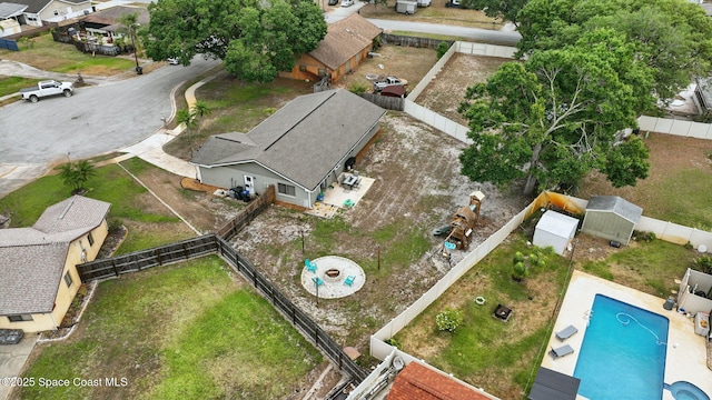 birds eye view of property featuring a residential view