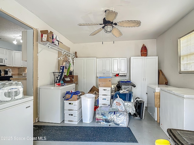 119 Landover Dr, Sebastian, FL 32958 - washroom with laundry area, washer and clothes dryer, and ceiling fan