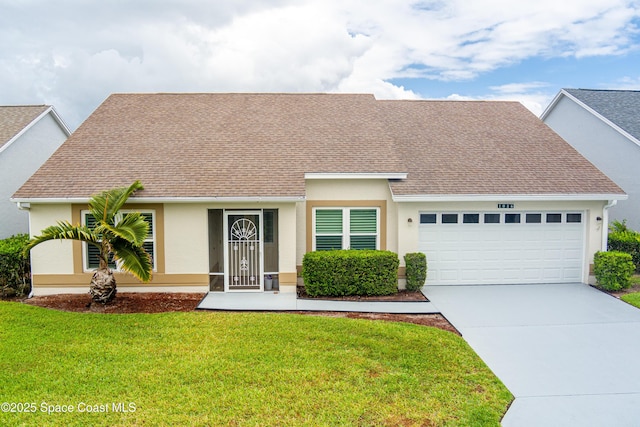 ranch-style home with roof with shingles, an attached garage, stucco siding, a front yard, and driveway