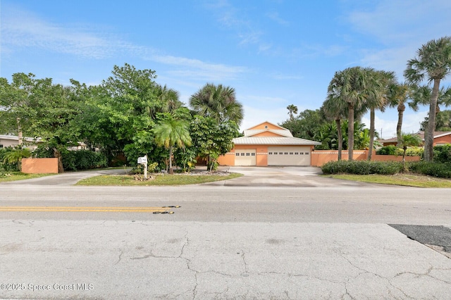 411 Oak St, Melbourne Beach, FL 32951 - photo 2