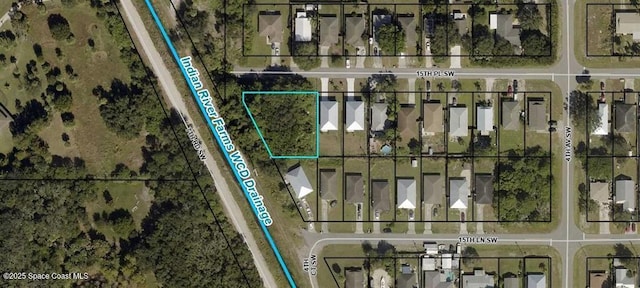455 15th Pl, Vero Beach, FL 32962 - photo 4