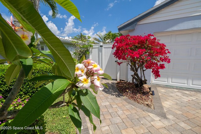 190 Harwood Ave, Satellite Beach, FL 32937 - exterior view of fence