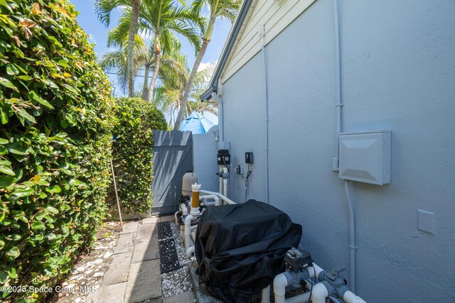 190 Harwood Ave, Satellite Beach, FL 32937 - view of patio with fence