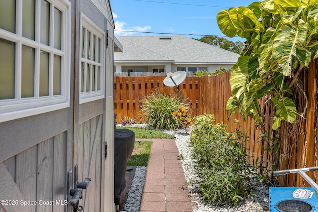 412 Sailfish Ave Unit 16, Cape Canaveral, FL 32920 - view of yard featuring fence