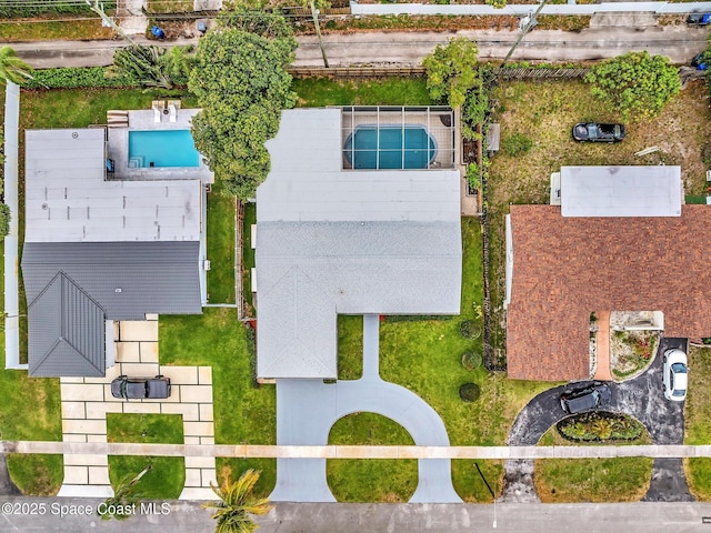 5118 Adams St, Hollywood, FL 33021 - view of subject property with a pool