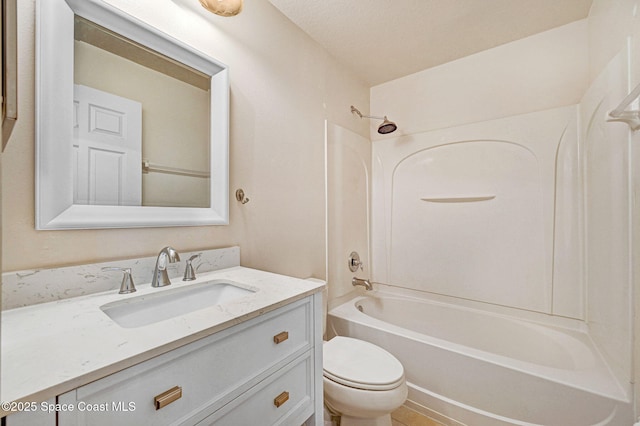 3202 Arden Cir, Melbourne, FL 32934 - bathroom with toilet, vanity, and shower / bath combination