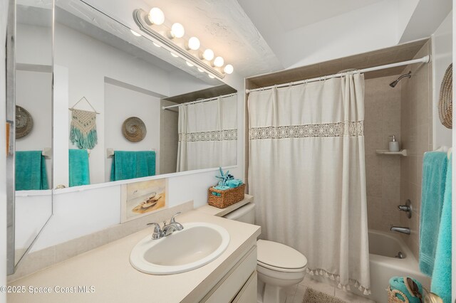 8 Cove Rd Unit 8-B, Melbourne Beach, FL 32951 - full bath with toilet, shower / tub combo, and vanity